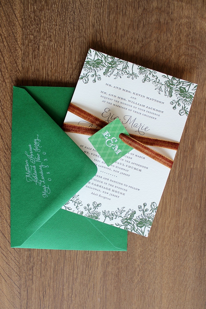 loveleigh-emerald-green-irish-roses-invite-4